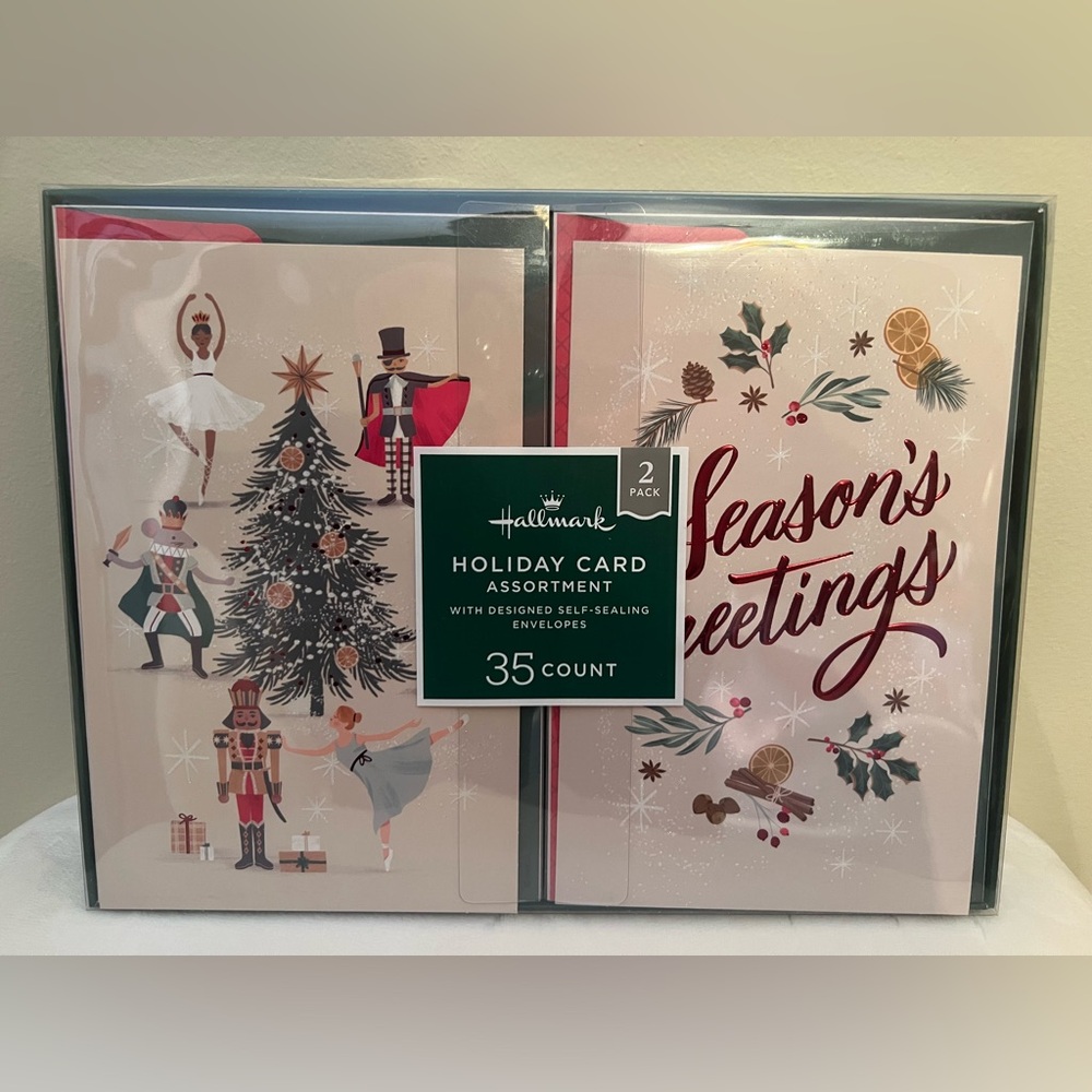 Hallmark Holiday Card Set – 35 Count (2 Designs) – New in Box - Picture 5 of 6